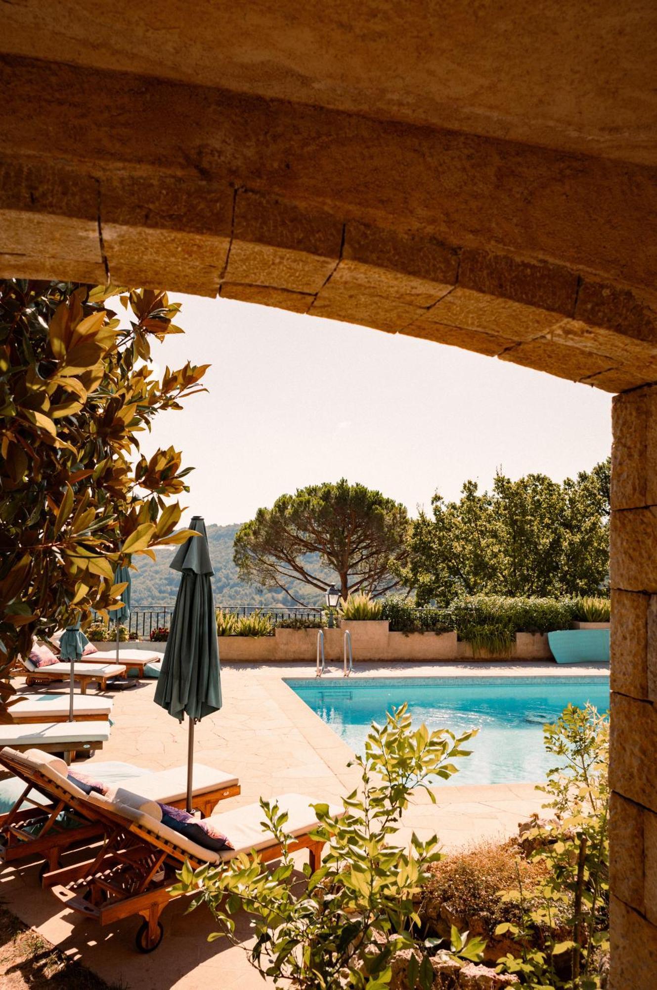 Le Bar-sur-Loup Loup Castel Boutique Hotel B&B المظهر الخارجي الصورة
